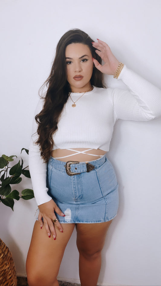 WHITE LONG SLEEVE CROP TOP